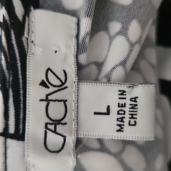 CACHE WHITE AND BLACK TOP/BLOUSE ⚫️ - Picture 5 of 6